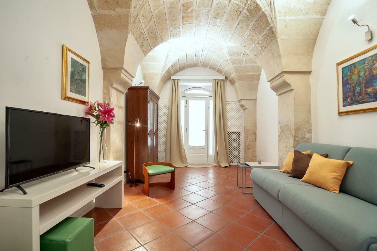 Goodstay Corte Del Vescovo Lecce Exterior photo